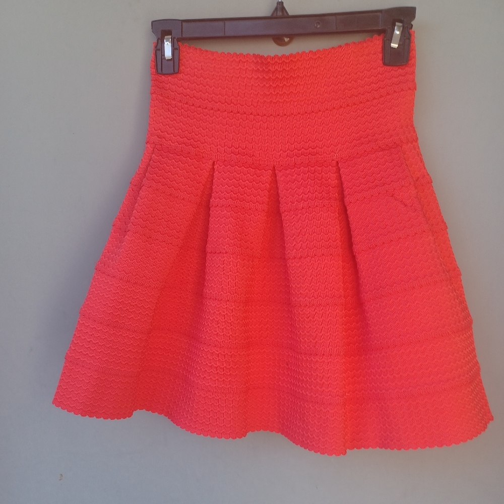Girls from Savoy orange Pointe Belle skirt in red, size S.